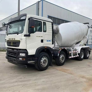 Lightweight intelligent concrete mixer <b>truck</b>, environmentally friendly tank <b>truck</b>, 380-horsepower <b>cement</b> transport vehicle - Product Image 3