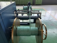 Machine à rembobiner les cordes en plastique PP/PE semi-automatique 3-12 mm, bobinage bobine-à-bobine, haute productivité, moteur 380V/440V/480V