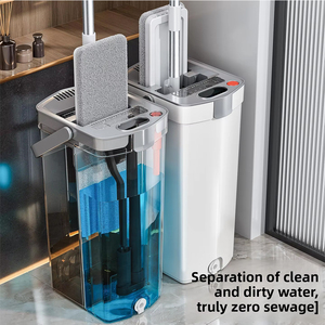 Mopa Plana con Cubeta y Sistema de Limpieza de Agua Sucia Separada, con 2 Almohadillas de Mopa Reemplazables para Limpieza de Pisos - Product Image 1