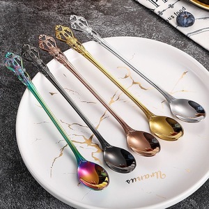 Cuillère à café vintage Royal Court, cuillère à glace rétro européenne, cuillères à dessert à long manche très tendance - Product Image 1