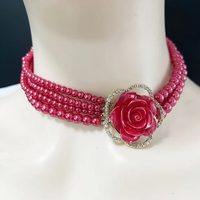 Collier long à plusieurs rangs en fausses perles avec fleur de camélia et incrustation de diamants pour accessoires de mariage vintage