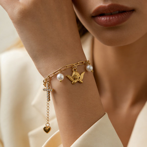 Pulsera con Cruz, Chapada en Oro de 18k, Aleación de Zinc, con Alas de Ángel y Perla, Engaste de Garra, para Regalo - Product Image 1
