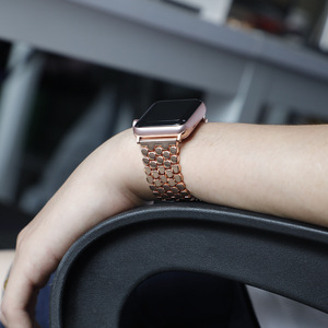 Accesorios para Correas de Reloj Inteligente para <span class=keywords><strong>Apple</strong></span> <span class=keywords><strong>Watch</strong></span> Ultra 2 3, Brazalete de Aleación con Diseño de Escamas de Pescado, Correa de Metal de Lujo para Hombre - Product Image 4