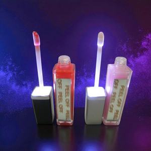 Brillant à lèvres Oem Odm avec logo personnalisé et rouge à lèvres mat miroir brillant pour les lèvres finition transparente échantillon sans cruauté avec lumière LED - Product Image 5