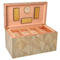 Armoire personnalisée en bois de cèdre laqué piano Boîte à cigares de luxe faite à la main pour le stockage des cigares