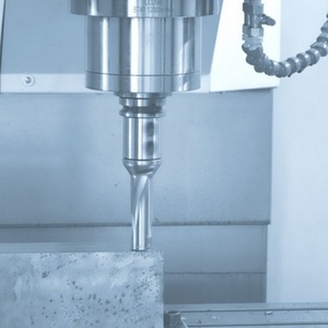 Centre d'usinage vertical, commande CNC automatique, puissance de la broche 12000 tr/min, fraiseuse 3 axes <span class=keywords><strong>VMC</strong></span> 850 pour l'industrie automobile - Product Image 6
