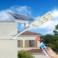 Lampe de rue LED solaire à détecteur de mouvement IP65 300W, haut lumen pour route, parking, paysage, jardin, cour, agriculture