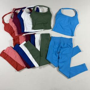 Set Sportivo da Donna Personalizzato con Logo, Top Halter Senza Cuciture e Leggings da Yoga, <span class=keywords><strong>Abbigliamento</strong></span> da Palestra ad Alta Elasticità - Product Image 1