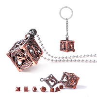Ensemble de dés de jeu de rôle (DND) en cuivre rouge, mini, en métal, faits à la main, écologiques, avec étui carré pour dés, porte-clés taille standard, 7 pièces