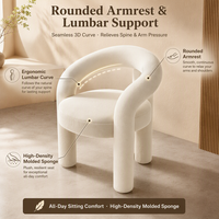 Fauteuil rembourré avec dossier incurvé, accoudoirs arrondis, pieds épais et assise rembourrée, crème, style contemporain