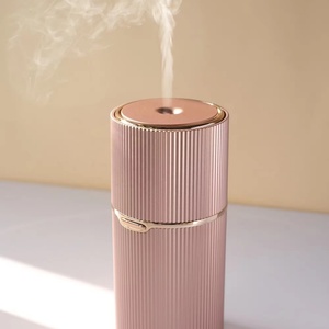Diffuseur d'huiles essentielles et purificateur d'air froid pour voiture, moderne, électrique, automatique, avec pulvérisation, support de tasse personnalisé, haute qualité, pour vente en gros, alimenté par batterie, élimination des odeurs - Product Image 4