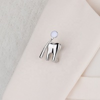 Broches Médicales Dentaires Anatomie Biologie Dents Dentiste Bijoux Accessoires Badges de Revers Métal Logo Personnalisé Mode Européenne
