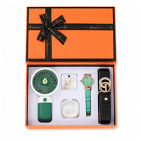 Coffret Cadeau Femme Été : Mini Ventilateur Portable, Montre Tendance, Ceinture en Cuir, Boucles d'Oreilles - Kit 4 Pièces pour Voyage et Refroidissement Personnel en Extérieur