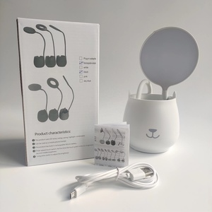 Lampe de bureau portable rechargeable à intensité variable pour la lecture et l'éclairage intérieur, protection oculaire - Product Image 6