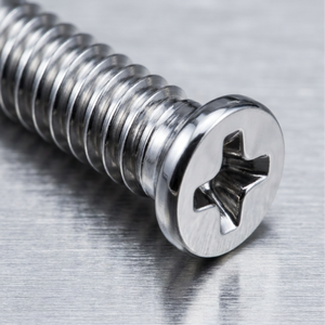 Micro-implants en titane de haute précision usinés en Suisse pour la chirurgie maxillo-faciale - Product Image 3