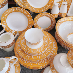 Ensemble de salle à manger de luxe nordique en or, service de table, coffret cadeau, tasse, porcelaine osseuse européenne, vente chaude, ensemble de 58 pièces, brun, pour 6 personnes - Product Image 6