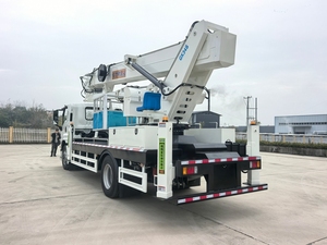 Camion-nacelle ISUZU Giga 45 mètres à flèche articulée 8 sections pour levage de personnel et de marchandises en grande hauteur - Product Image 6