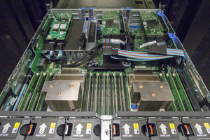 Serveur Rack 2U Reconditionné PowerEdge R740 R740xd, Processeur Xeon Gold 6100/6200 Scalable, 24 Baies SFF, Haute Densité pour Centre de Données - Product Image 3