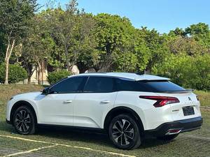 Citroën <span class=keywords><strong>C5</strong></span> X d'<span class=keywords><strong>occasion</strong></span> 2021 1.6T Automatique Citroën Heritage Family Travel Empattement 2785 mm Coffre 1640 L <span class=keywords><strong>Prix</strong></span> Abordable - Product Image 4