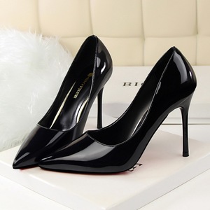 <span class=keywords><strong>Collection</strong></span> Été-Automne <span class=keywords><strong>2022</strong></span> – Escarpins Stiletto Femme Style Western Couleur Unie, Sexy Rouge à Bout Pointu, Qualité Supérieure, Imprimés, Faciles à Enfiler - Product Image 3