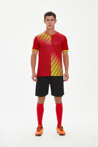 2025新款定制男式成人足球球衣足球服套装100% 涤纶防水快干 - Product Image 4