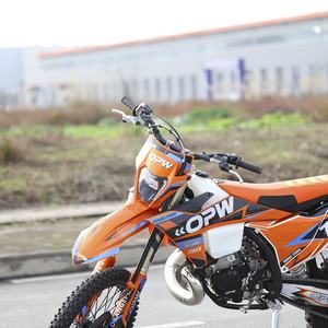 Moto tout-terrain <span class=keywords><strong>Enduro</strong></span> 300cc <span class=keywords><strong>2</strong></span> <span class=keywords><strong>temps</strong></span> à carburateur de marque Orange Power Opw, idéale pour le saut en montagne et la course - Product Image 6