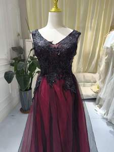 S2473N Nouvelle <span class=keywords><strong>Robe</strong></span> de Soirée Élégante et Sophistiquée en Tulle Noir et Rouge, Col en V Profond, Idéale pour Hôtesse, Bal de Promo et Spectacles, Collection 2026, Modèle Très Vendu - Product Image 3