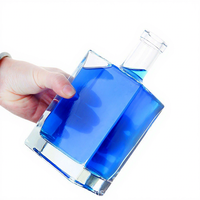Bouteille en verre colorée dégradée personnalisée par le fabricant pour le vin, le whisky, les spiritueux, les boissons, le diffuseur, l'emballage