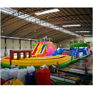 Juego al aire libre de PVC para niños, campo de obstáculos de rebote inflable con soplador, 30mL x 11mW x 6MH - Product Image 1