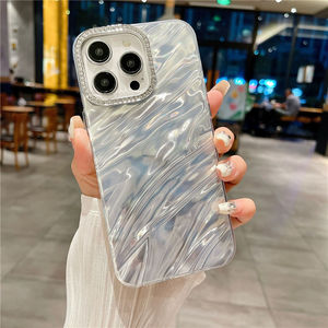 Étui de téléphone portable de couleur dégradé laser haut de gamme pour <span class=keywords><strong>iphone</strong></span> 11 à 15 coque de téléphone coquillages - Product Image 3