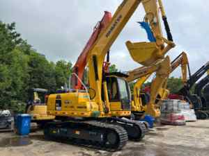 Excavatrice sur chenilles Komatsu PC160 8 d'occasion, d'origine japonaise, 16 tonnes, hydraulique, pour travaux de construction - Product Image 5