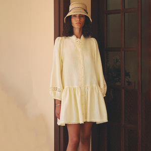 ชุดเดรสลำลองคอจีนจีบระบายสไตล์วินเทจระบายอากาศได้ดีสำหรับใส่ทุกวัน ชุดมินิเดรสสีเหลืองสำหรับผู้หญิง - Product Image 1