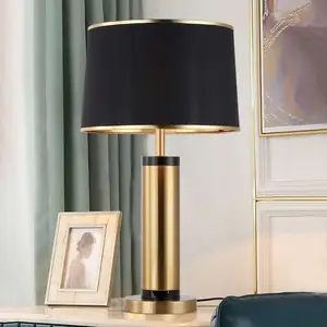 Lâmpada de mesa recarregável, nova economia moderna para hotel, preto, dourado, metal, tecido, lâmpada elétrica