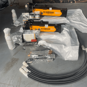 Martillo Hidráulico SOOSAN SQ20 Tipo Caja para Demolición de Rocas Duras, Apto para Excavadoras, Minicargadoras Bobcat - Product Image 3