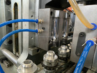 Machine de fabrication de bouteilles d'eau minérale en plastique MT-200 Chine, 2 cavités, composants avancés, 2000BPH, pour bouteilles de soda et de lait
