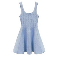 Nouvelle collection Printemps 2026 : Robe trapèze vintage française en nylon antistatique, ornée de strass imitation diamant, texturée verticalement et cintrée à la taille.