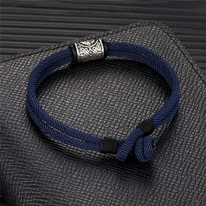 Bracelet en corde tressée avec runes vikings, design géométrique en argent tibétain pour homme, bijoux cadeau - Product Image 2