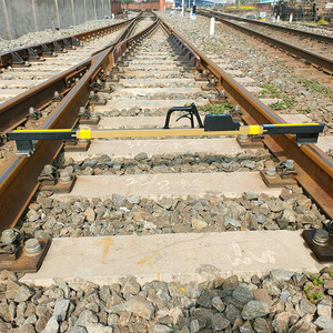 Medidor Digital de Rampa de Vía con Construcción de Aleación de Aluminio y Rango de Superelevación de -200~+200 para Medición de Geometría de Vías Férreas - Product Image 1