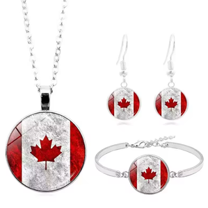 Ensemble de bijoux personnalisés avec drapeau canadien, bracelet, collier, boucles d'oreilles, accessoires décoratifs, adaptés aux cadeaux de vacances, ensemble de bijoux tendance pour femmes - Product Image 1