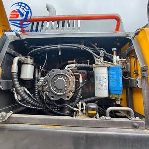 Excavatrice sur chenilles Volvo EC380D d'occasion, 38T, godet de 1,6-3,0 m³, performances excellentes pour les travaux en carrière et le développement de chantiers - Product Image 4