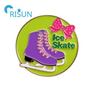 Broche de Metal esmaltado para patines de hielo deportivos, Pin de solapa, pines de figura de invierno de <span class=keywords><strong>Hockey</strong></span>, insignia de Pin de patinaje artístico con purpurina personalizada - Product Image 6
