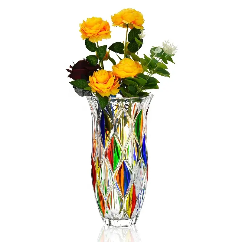 結婚式のテーブルの装飾のためのモダンな虹色のガラスとクリスタルの背の高い花瓶