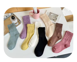 OEM Chaussettes Slouch Colorées Fantaisie pour Femmes Respirantes Douces Confortables Haute Qualité Vente en Gros - Product Image 4