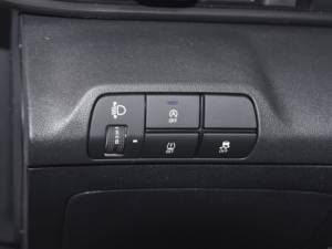 Véhicules bon marché en Chine voitures compactes neuves en bon état 1.5L pour Hyundai Elantra - Product Image 6