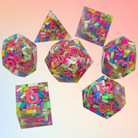 Jeu de dés en résine et acrylique écologiques à bords vifs, transparents avec feuille irisée à l'intérieur, polyédriques, 7 pièces, pour DND RPG et jeux de table