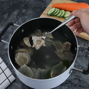Di alta qualità per uso domestico utensile da cucina manico lungo in acciaio inox zuppa mestolo forato scolapasta pentola calda grandi cucchiai - Product Image 6