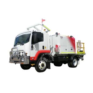 <span class=keywords><strong>Camion</strong></span> di lubrificazione Mobile Isu zu 4x2 per serbatoi di carburante <span class=keywords><strong>con</strong></span> mulinello retrattile - Product Image 1