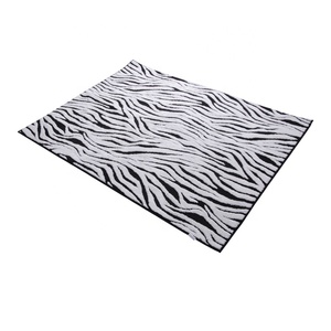 2025 nuova moquette assorbente acqua da <span class=keywords><strong>bagno</strong></span> <span class=keywords><strong>tappeto</strong></span> da soggiorno di lusso extra Large moquette per soggiorno di lusso - Product Image 3