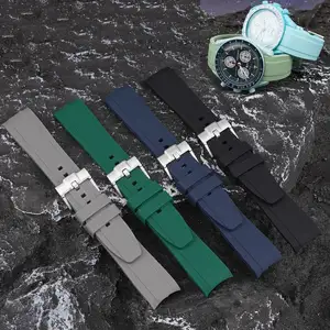 Fabrik Großhandel benutzer definierte moderne Trend 20mm 22mm Silikon armband gebogen Terminal Uhrwerk Silikon armband für Omega-Uhren armband