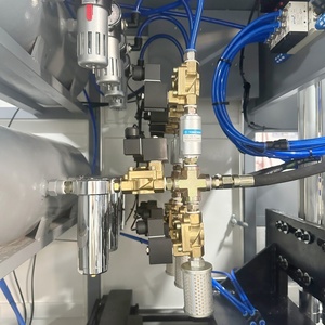 Máy thổi chai bán tự động tốc độ cao 4 khoang 500ml 1000ml 1500ml dùng cho sản xuất chai nhựa - Product Image 2